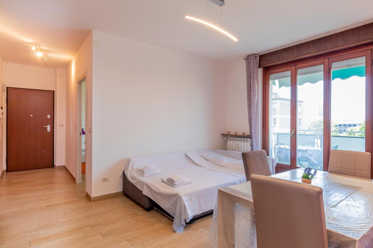 Big Apartment - Alcuino 7 Милан Экстерьер фото